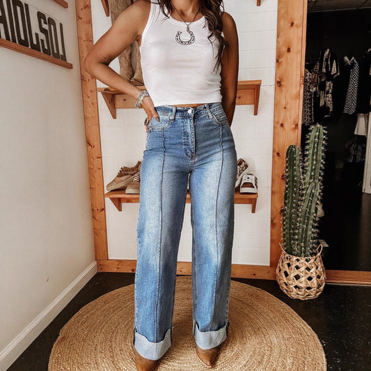 Pantaloni „Făcută Să Fii Privită”