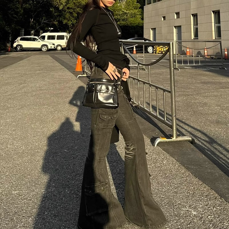 Pantaloni „Rebelă Fără Scuze”