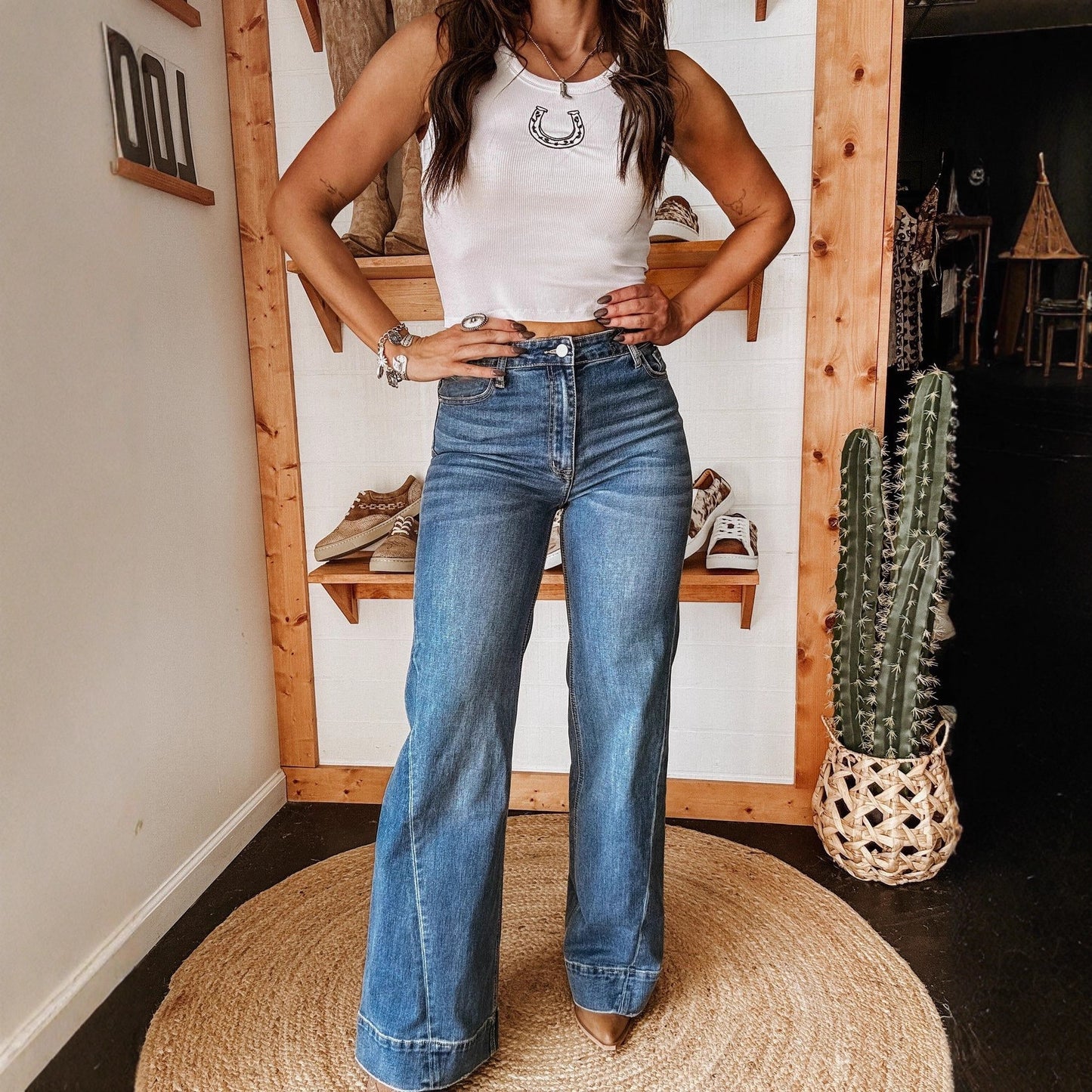 Pantaloni „Forma Care Îți Face Corpul Fericit”