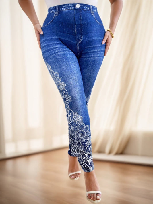 Pantaloni „Blue Lace Illusion”