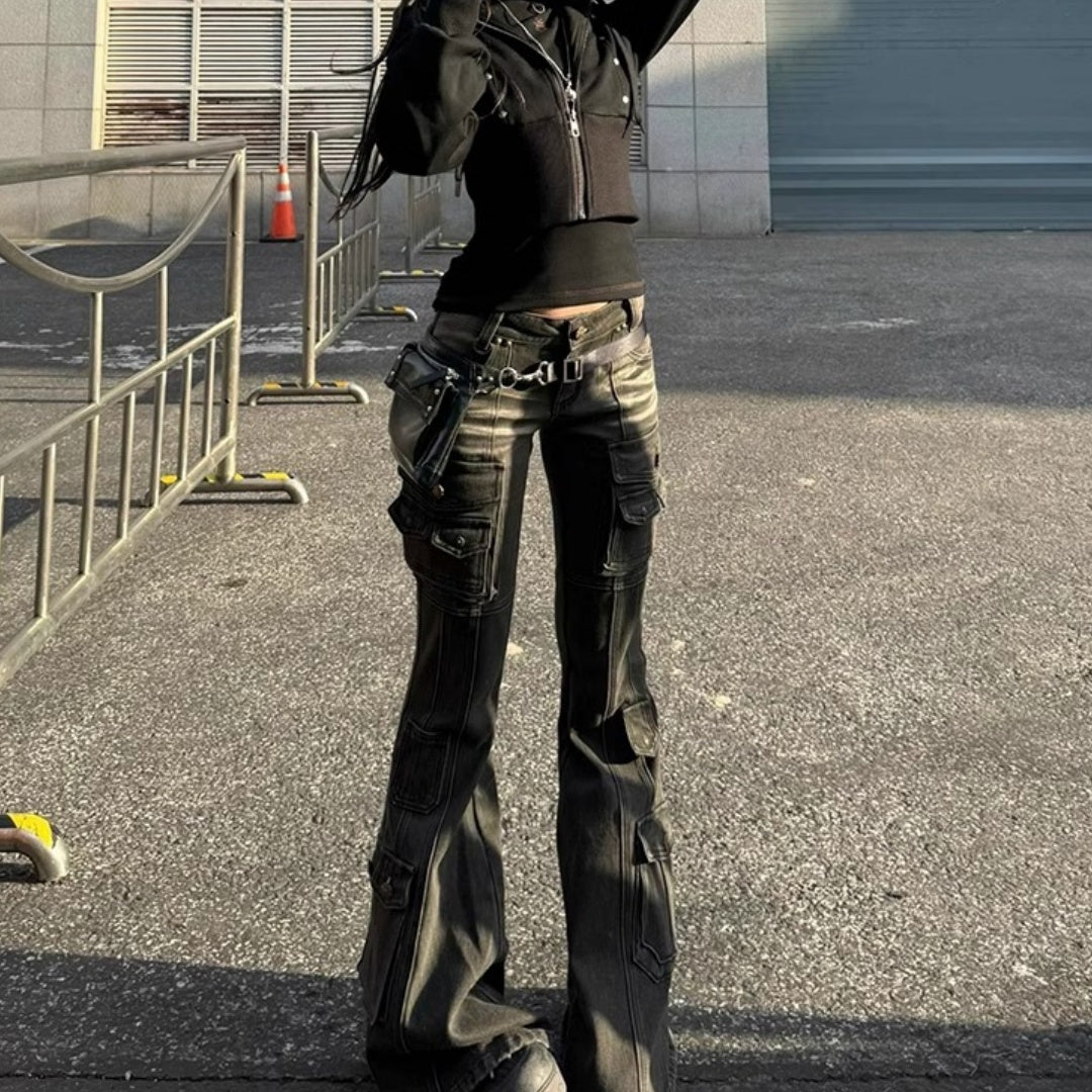 Pantaloni „Rebelă Fără Scuze”