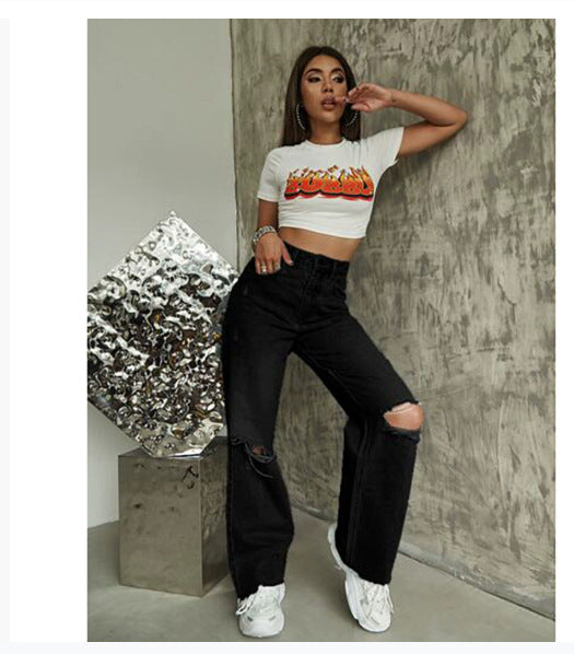 Pantaloni „Regina Haosului”